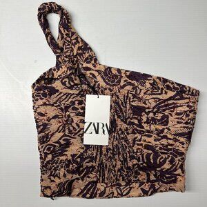 NWT ASYMMETRIC PRINTED TOP 7910/029